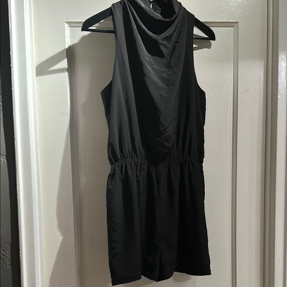 Entro Black Sleeveless Jumpsuit